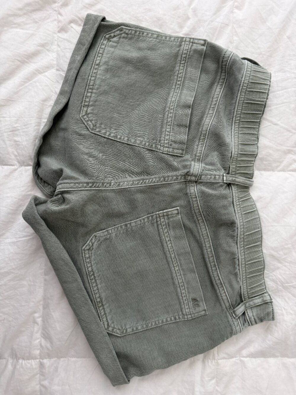 American Eagle denim Shorts - Picture 4 of 4